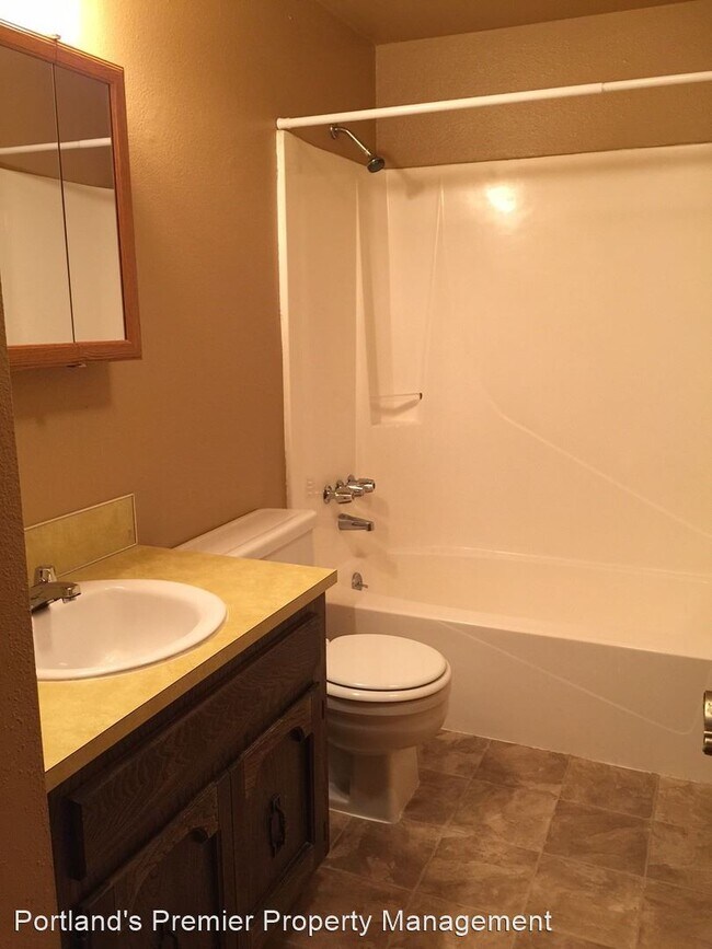 Foto del edificio - 3 br, 2 bath House - 3031 SE 140th Avenue