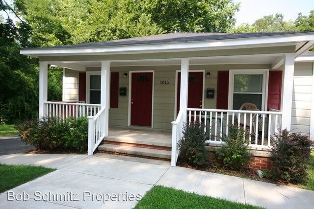 Foto del edificio - 1015 Sedgefield St