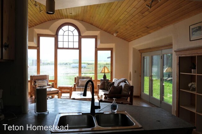 Foto del edificio - 2 br, 1 bath House - 2255 North Highway 33