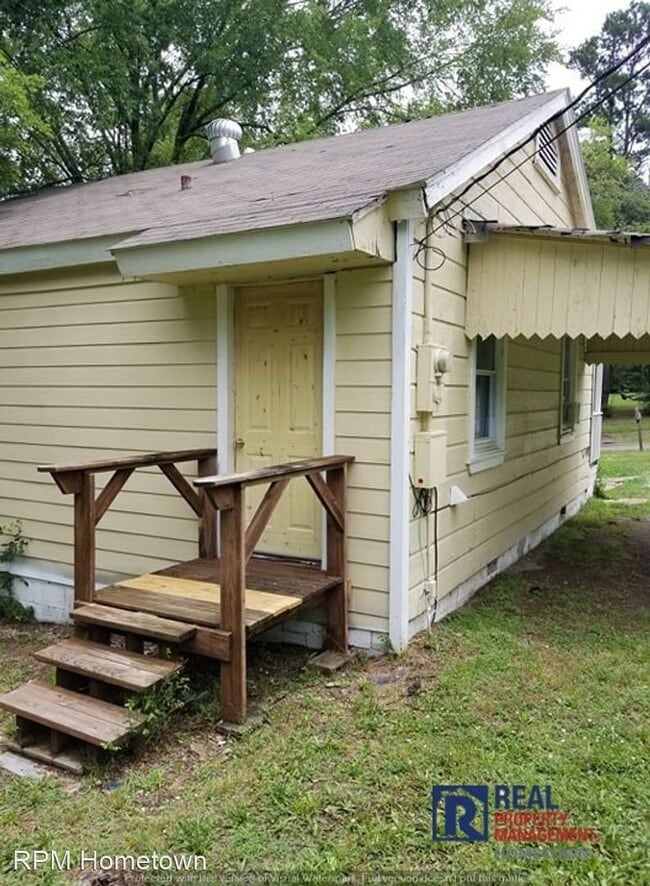 Building Photo - 2 br, 1 bath House - 102 Webb Lane