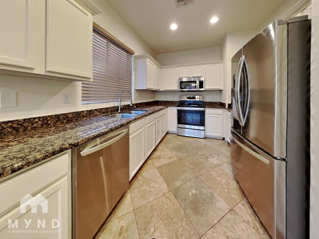Foto del edificio - 7501 S 14th St