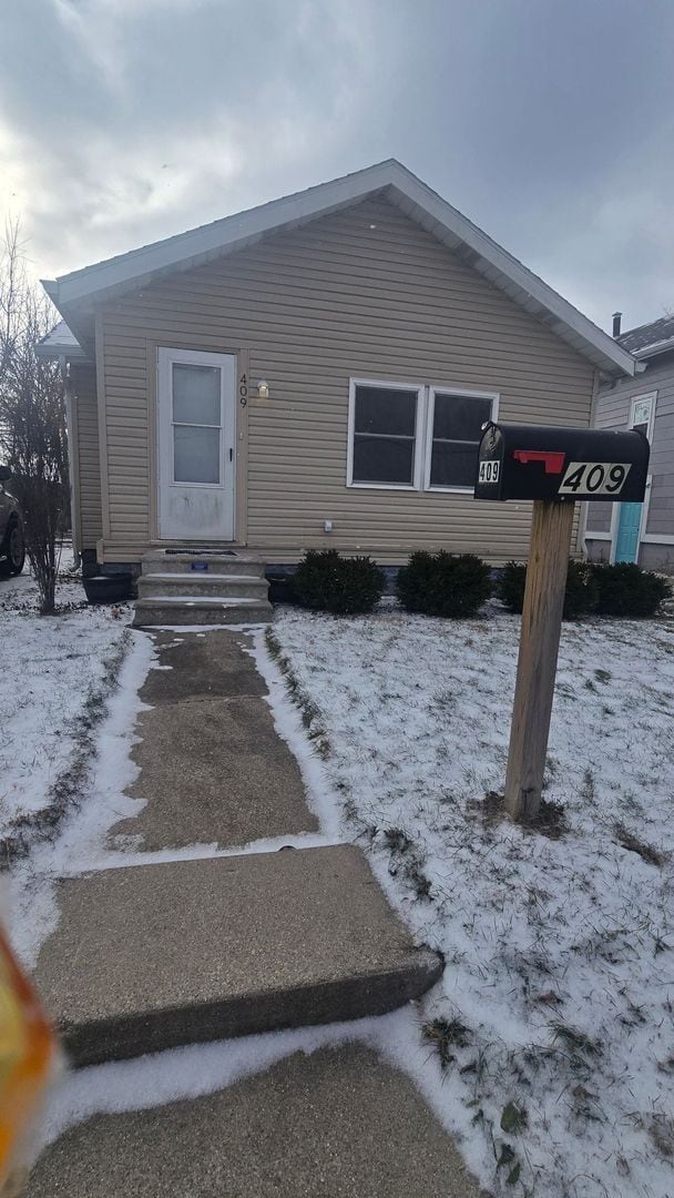 Building Photo - 409 W Memorial Dr