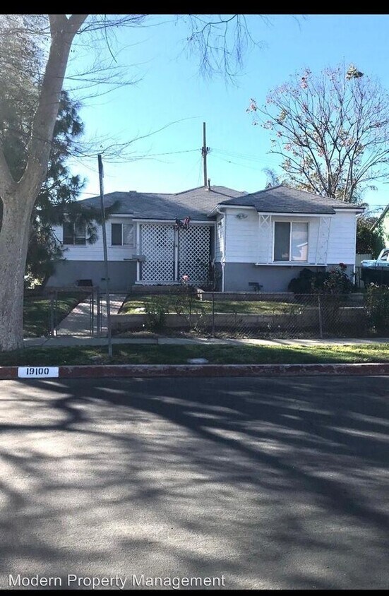 Primary Photo - 3 br, 1 bath House - 19100 Welby Way