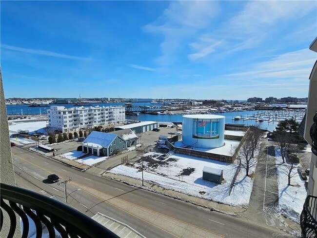 Photo - 461 Bank St Apartment