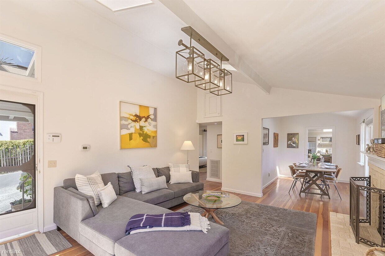 Primary Photo - 2 br, 2 bath House - 3861 Live, Love, Bark