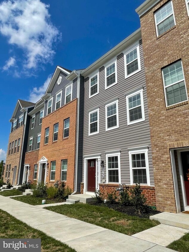 7066 Delegate Pl, Frederick, MD 21703 Townhome Rentals in Frederick