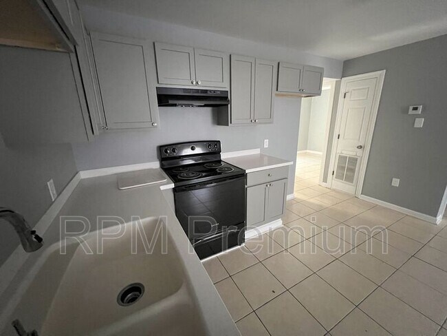 Foto del edificio - 5143 Baker Blvd