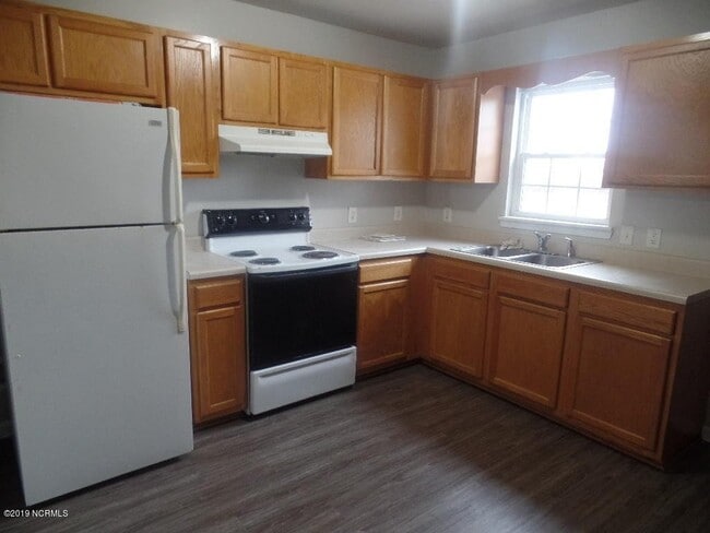 Building Photo - 119 Simmental Ln