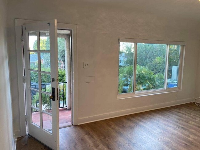 Building Photo - 4525 Avocado St