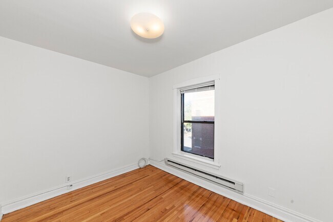 Foto del edificio - 3921 N Fremont St