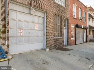 Building Photo - 1910 N Marshall St