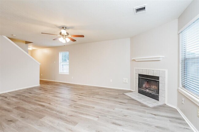 Building Photo - 8919 Wildspruce Dr