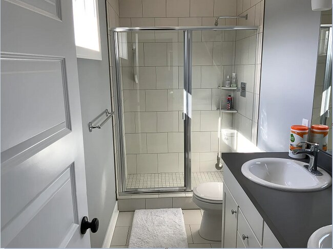 Building Photo - 6891 Myers Lake Ave NE