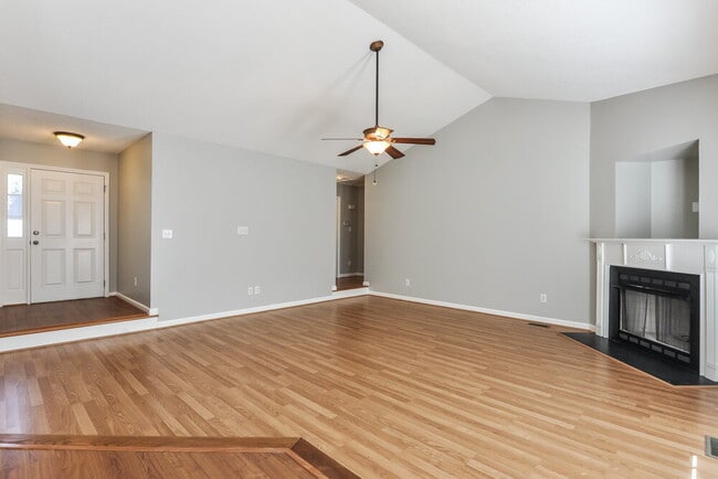 Building Photo - 77 Smiths Creek Dr