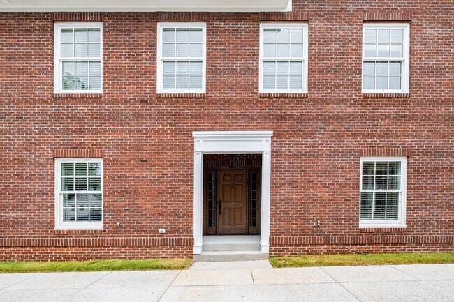 Foto del edificio - 816 Walnut Ave