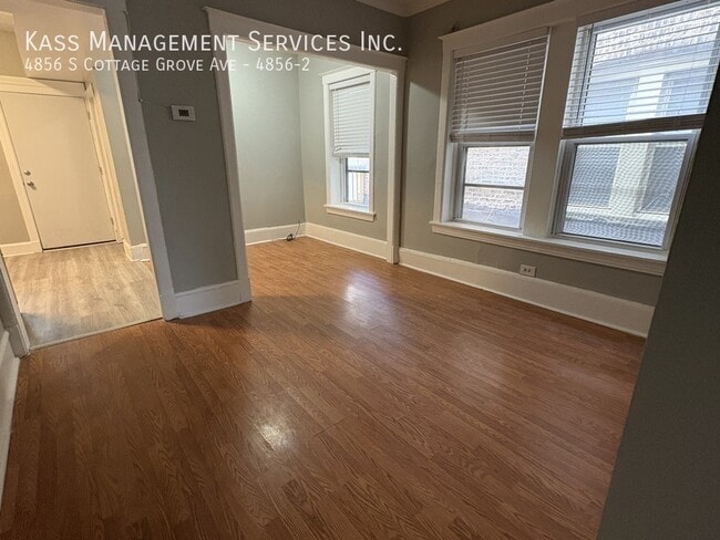 Building Photo - 4856 S Cottage Grove Ave