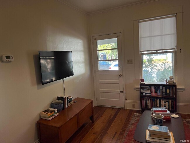 Foto del edificio - 503 Cole Street Unit B