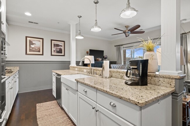 Foto del edificio - 4 Gas Light Dr