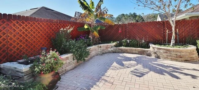 Foto del edificio - 6340 Ironside Dr S