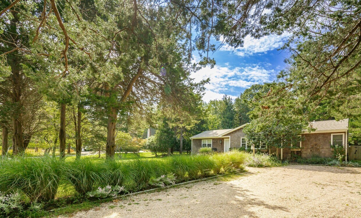 258 Kings Point Rd, East Hampton, NY 11937 House Rental in East