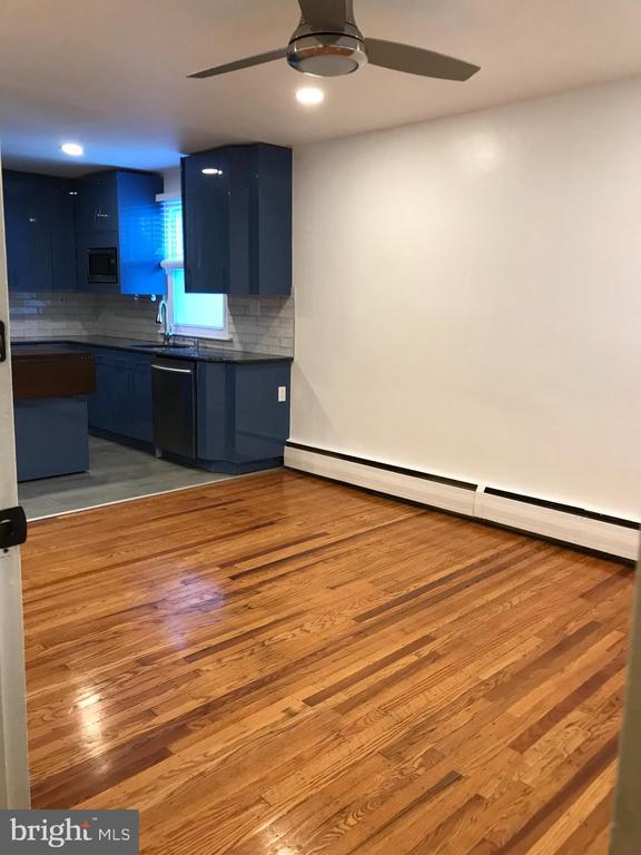 Foto del edificio - 212 Robbins St