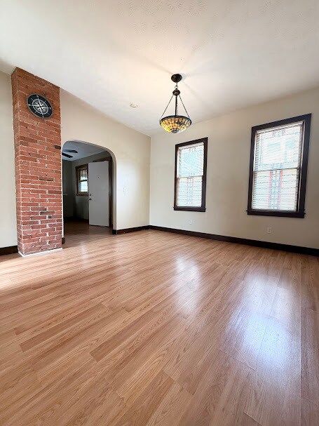 Foto del edificio - 14224 Berwyn Ave