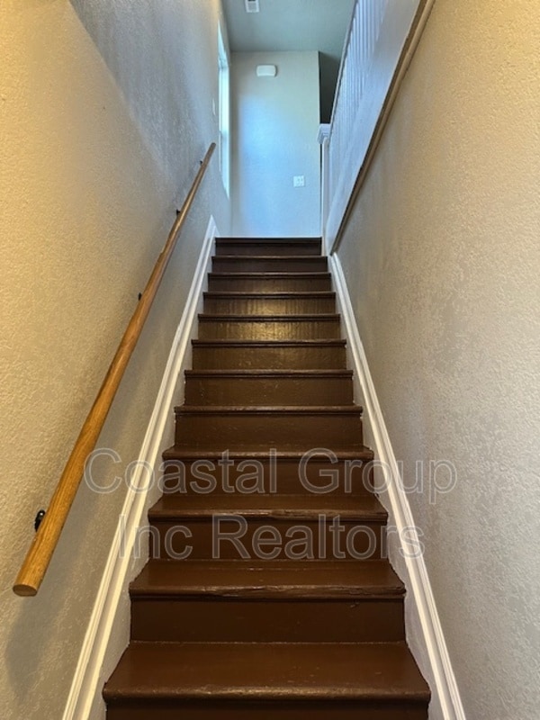 Photo - 1725 Prentis Ave Apartment