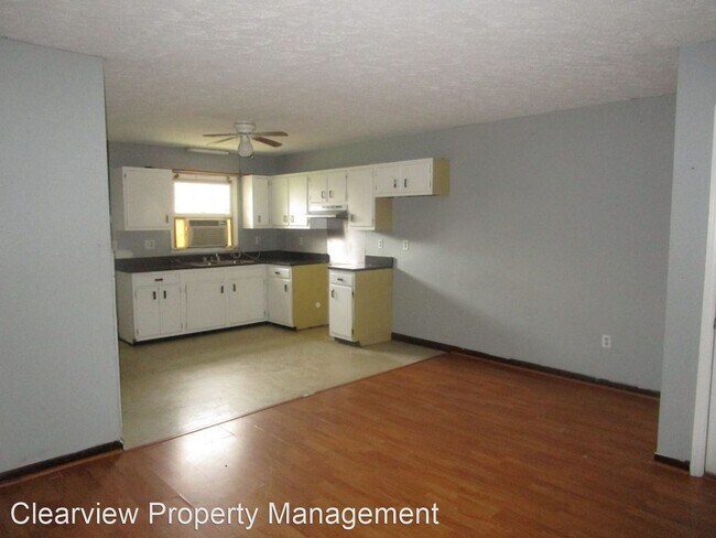 Foto del edificio - 2 br, 1 bath House - 204 First St