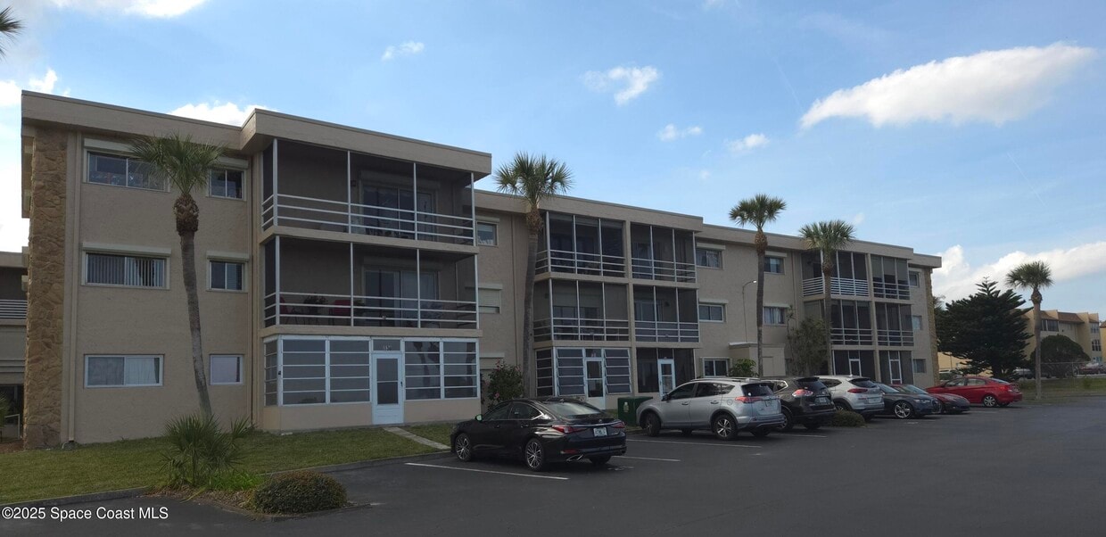 Primary Photo - 3150 N Harbor City Blvd
