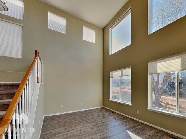 Foto del edificio - 10765 Cedar Brook Ln