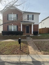 Building Photo - 722 Sinclair Dr