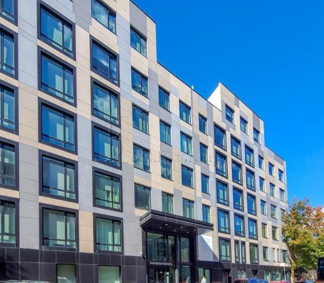 2 bedroom in Queens NY 11106 - 2 bedroom in Queens NY 11106
