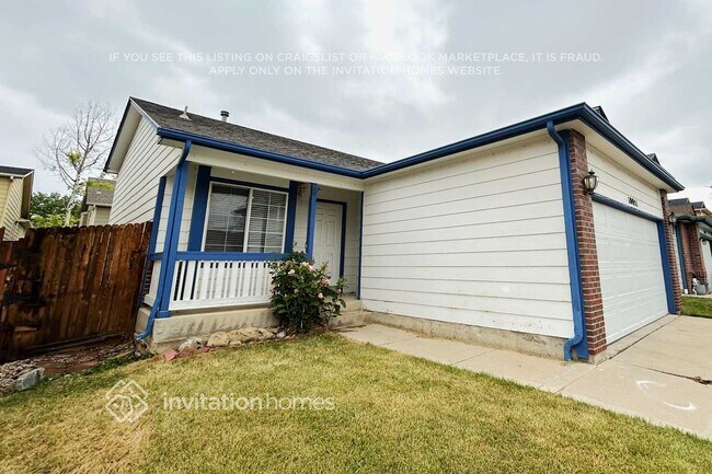 Foto del edificio - 10051 Shoshone Way
