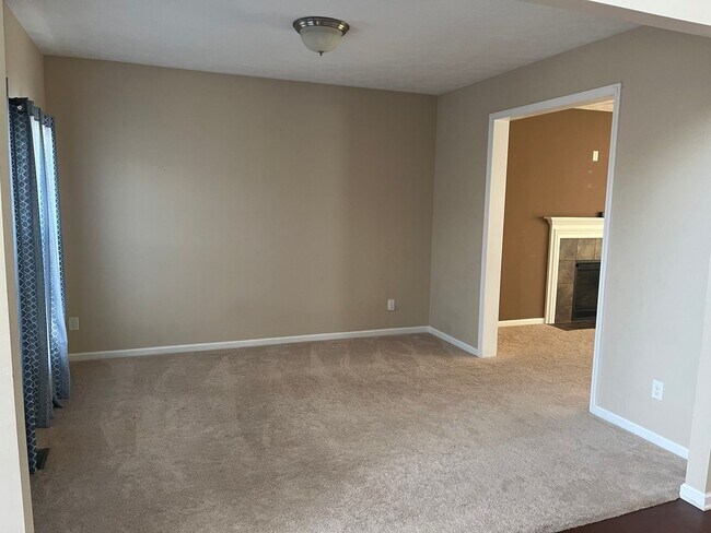 Foto del edificio - Spacious 4-Bedroom 2.5 Bath Gem in Avon, OH!