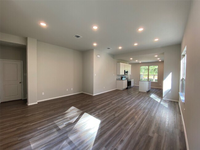 Foto del edificio - 15860 Pecan Dr