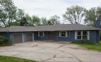 Building Photo - 1815 N 78th St