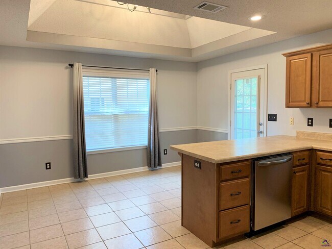 Foto del edificio - 110 Amber Dr