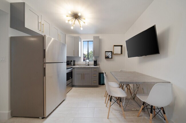 Foto del edificio - 2110 SW 16th St