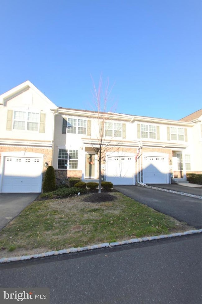 Building Photo - 6049 Valley Forge Dr
