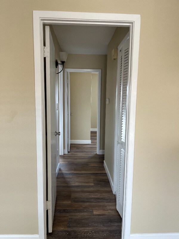 Foto del edificio - 1200 Shoreline Dr