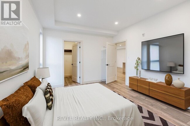 Photo du bâtiment - 4390 Hillview Dr