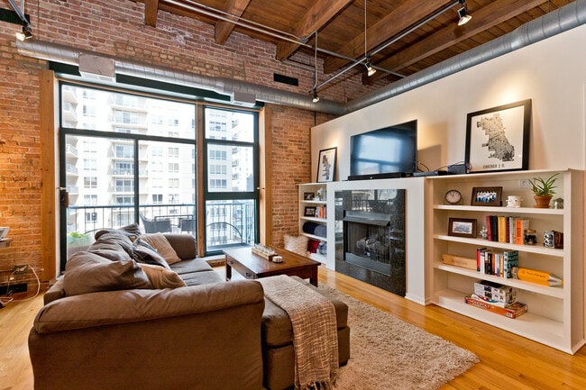 Building Photo - 1133 S Wabash Ave