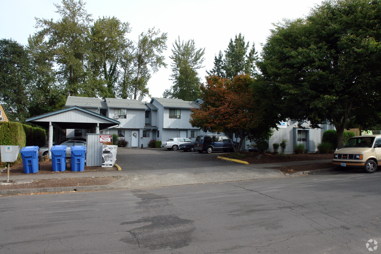 Primary Photo - Mill Creek