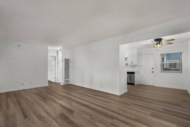 Foto del edificio - 2 bedroom - Incredible location!