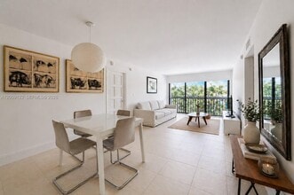 Building Photo - 255 Galen Dr