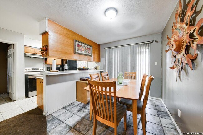 Foto del edificio - 5139 Grovehill St