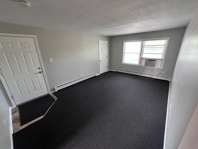 Building Photo - 14500 Cottage Grove Ave