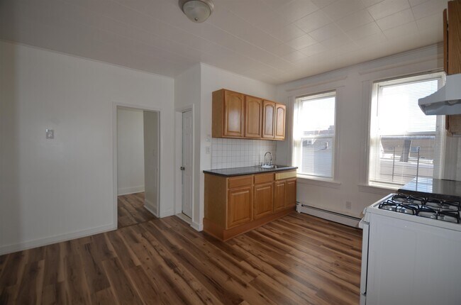 Foto del edificio - 169-171-171 Avenue F