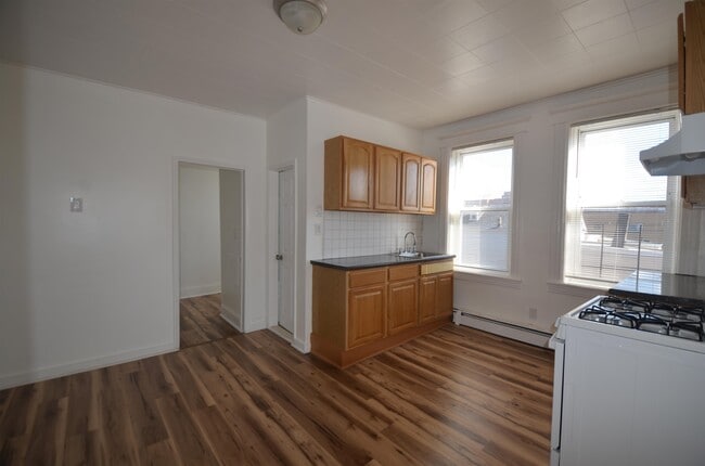 Building Photo - 169-171-171 Avenue F