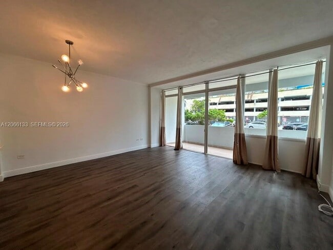 Building Photo - 7545 E Treasure Dr